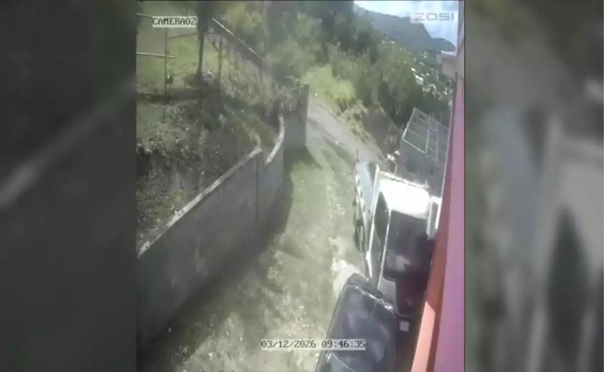 WATCH | “I’ve Exhausted All Options”: Grays Hill Resident Appeals for Road Fix After Truck Crashes Into Property