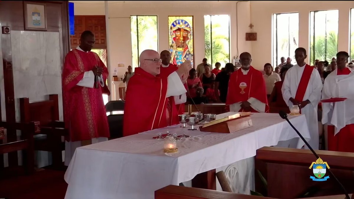 Bishop Llanos Urges Faithful to Seek Personal Encounter with Christ at Good Friday Mass