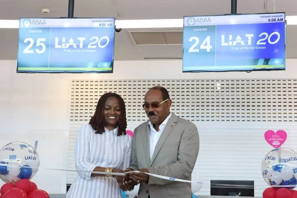 PM Browne Pushes OECS Air Merger Plan in Talks with Saint Martin Officials