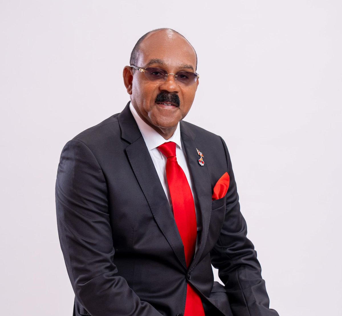 PM Browne Pushes for Shared OECS ICT Network to Cut Broadband Costs